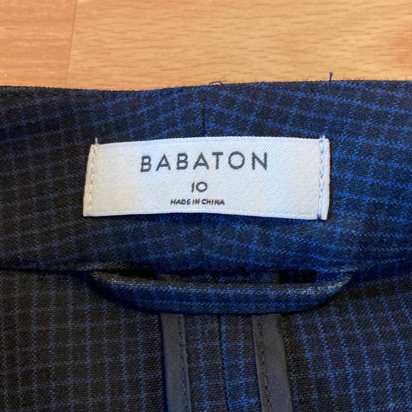 Babaton summer weight loose navy patterned blazer - Picture 10 of 11